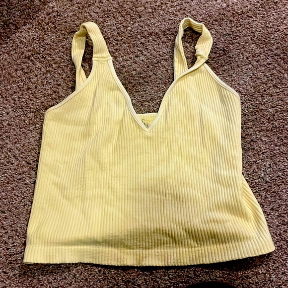 Free people tank in pale yellow - Picture 1 of 1